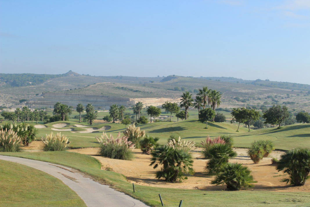 Playing Golf in High Temperatures