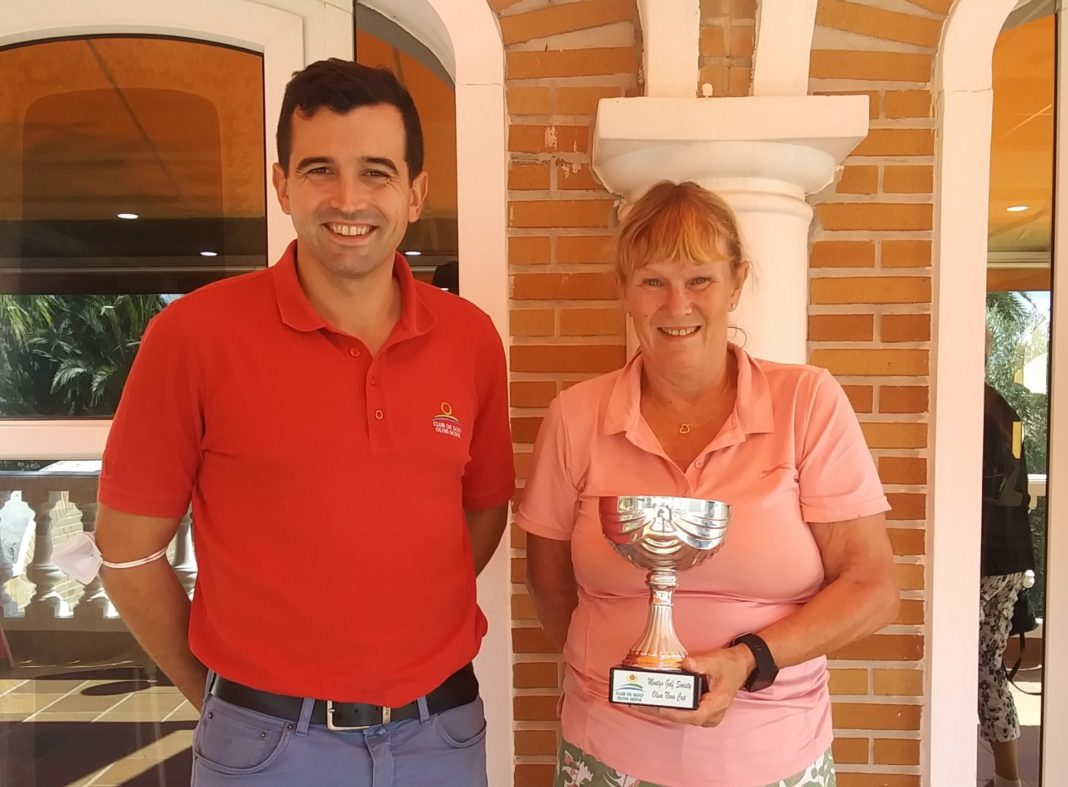 The trophy winner this week continuing her great run was Caz Welch with 36 points